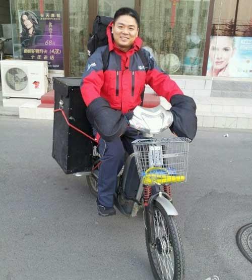 关于0.1元一万名片赞网站微信支付的信息